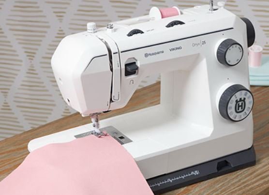 husqvarna viking onyx 25 sewing machine for all levels