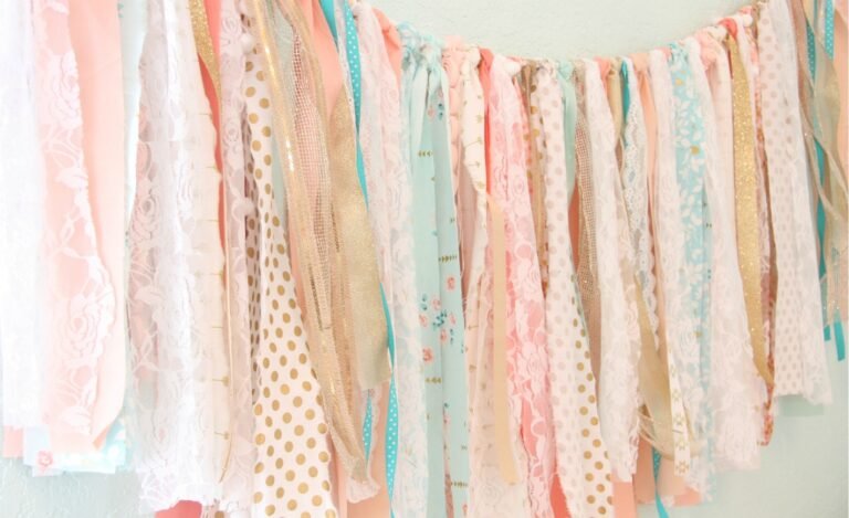 FABRIC GARLAND